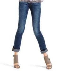 Laguna Wash Slim Boyfriend Jeans